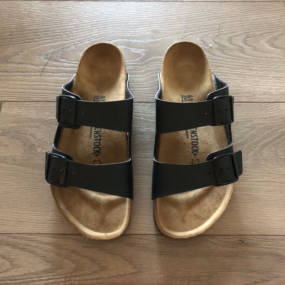 Birkenstock Other - Birkenstock. Arizona Sandal. Black.